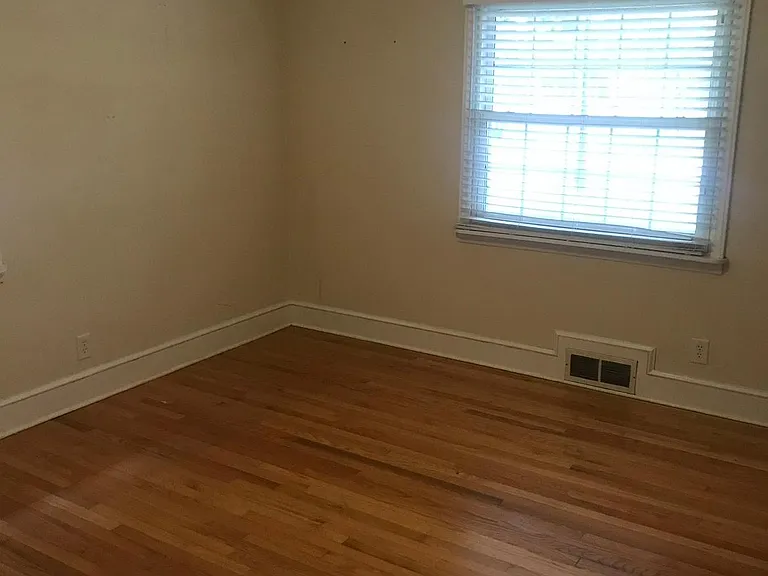 1304 Polo Rd — Photo 11