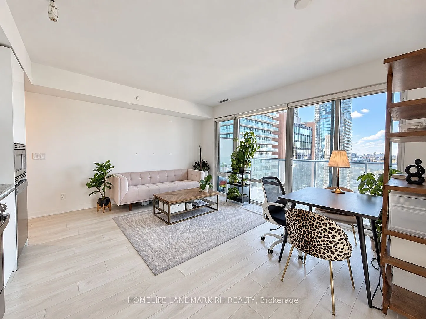 3 bed, $3,300 — Photo 4