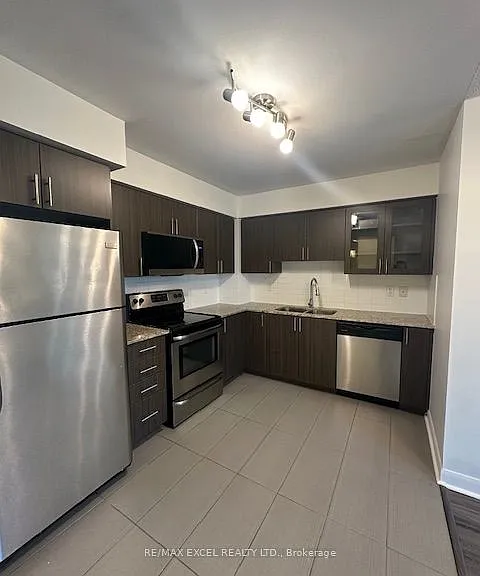 75 Norman Bethune Ave #220 — Photo 14