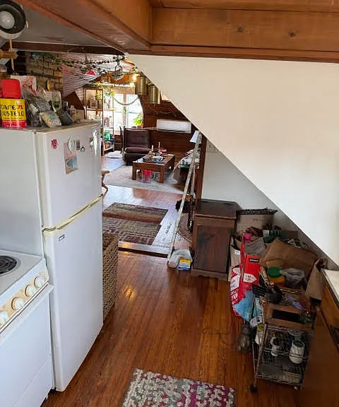 705 Prince Edward St #5 — Photo 5