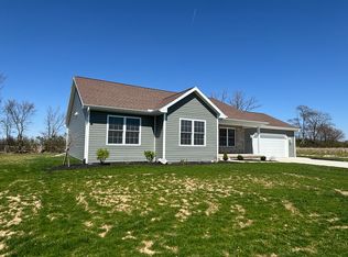 116 Village Pkwy, Jackson Center, OH