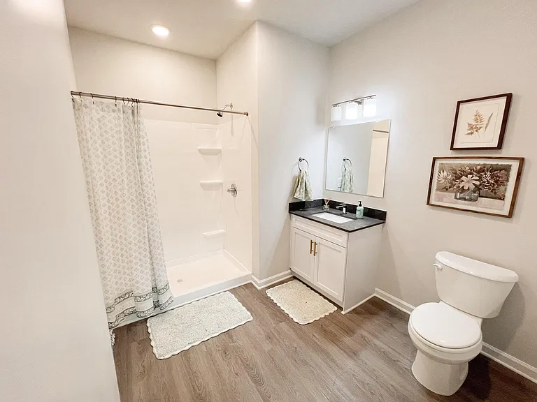 The Grande at Geyser Falls Luxury Apartments — Photo 50