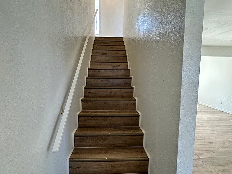 1750 Askren Ct — Photo 15