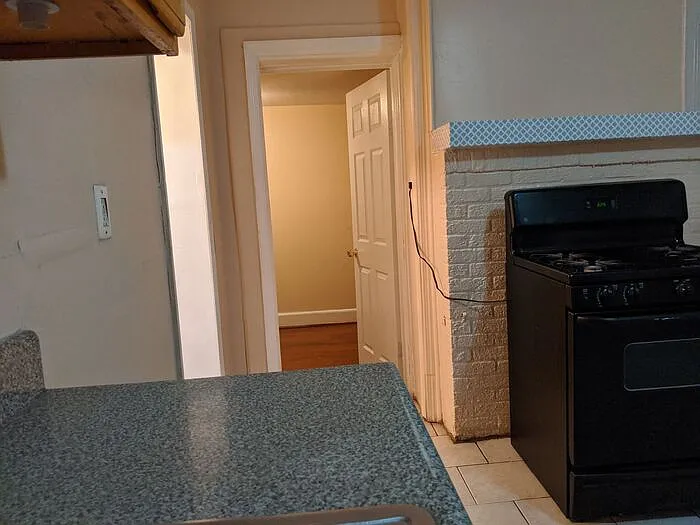 90 Cutler St #2 — Photo 6