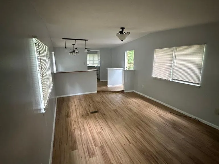 7661 Bentwillow Dr — Photo 5