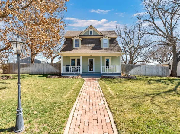 230 S Gorin St, Clearwater, KS 67026