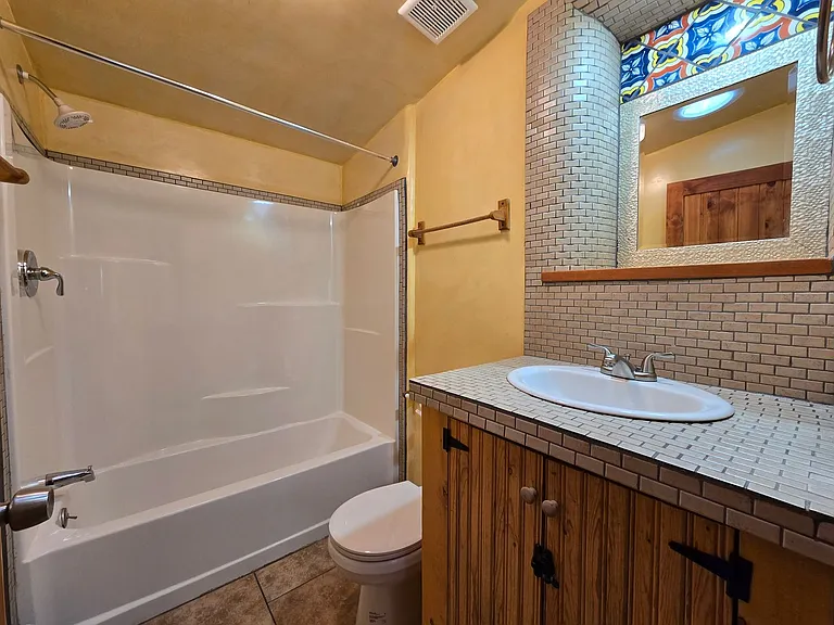 941 Agua Fria St — Photo 10