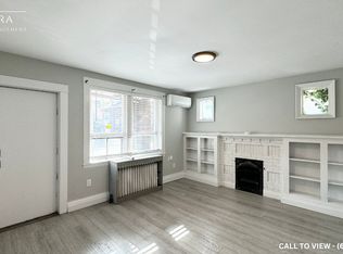 831 Main St E #1, Hamilton, ON L8M1L7