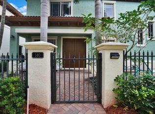 140 NW Emerson Pl, Boca Raton, FL 33432
