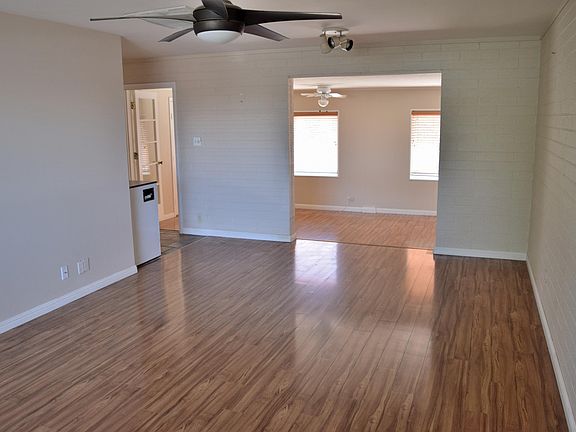 4th image of 11039 W Oakmont Dr