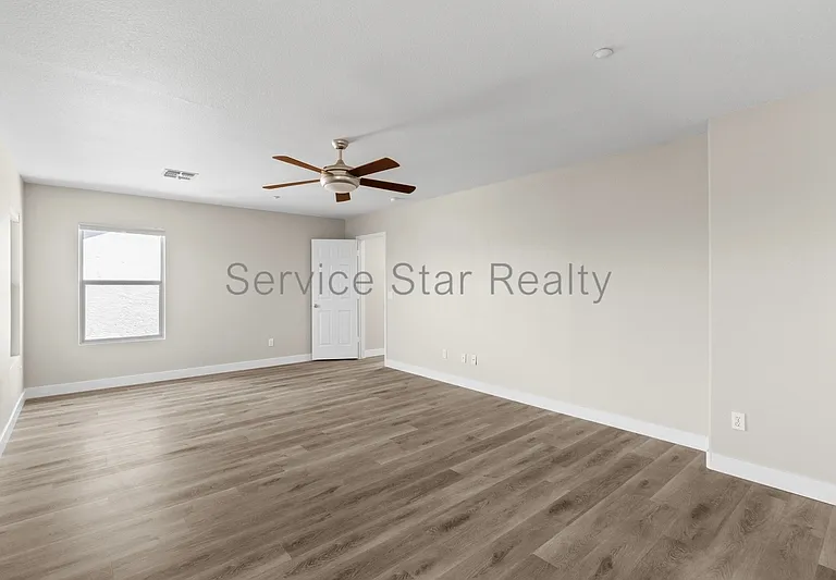 7500 E Deer Valley Rd #31 — Photo 18