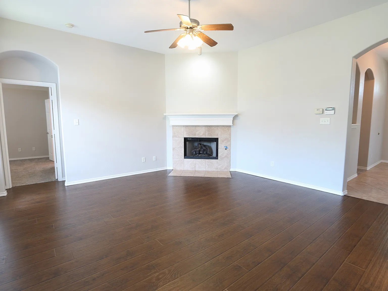 3 bed, 1794 sqft, $2,500 — Photo 3