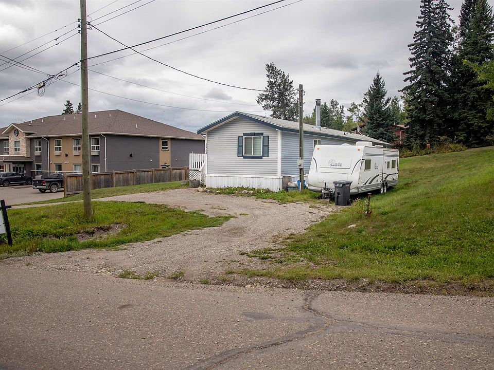 1st image of 10704 Learmonth St