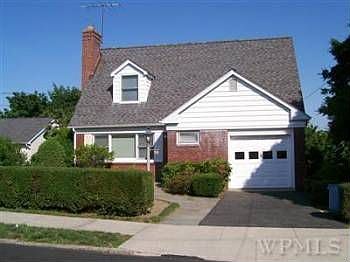1st image of 55 Lakeview Ave
