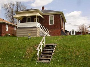 933 Mary St, Langeloth, PA