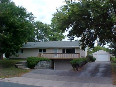 1520 Constance Dr W, Golden Valley, MN, 55422