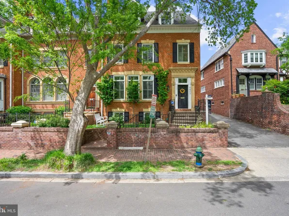 4471 Greenwich Pkwy NW, Washington, DC 20007