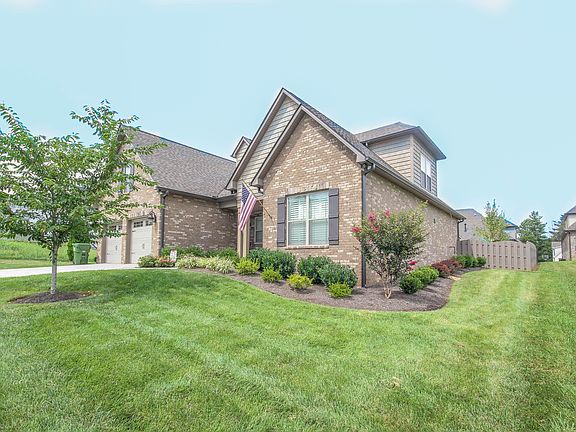 2nd image of 2117 Leah Ln