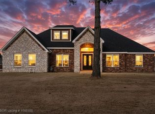 4221 Stonehouse Rd, Fort Smith, AR 72903