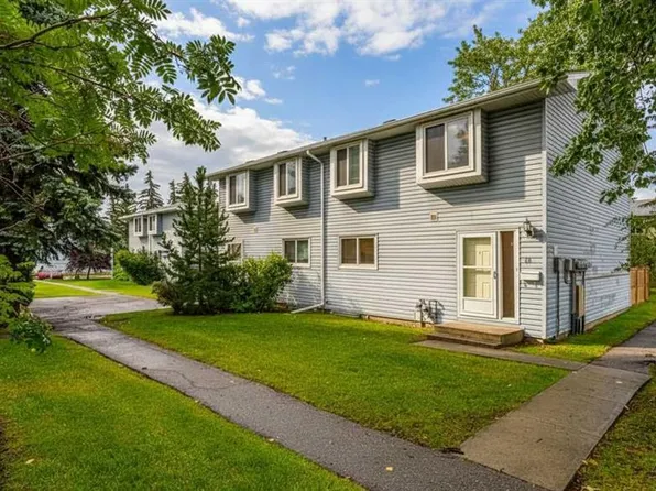 4810 E 40th Ave SW #16, Calgary, AB T3E 1E5