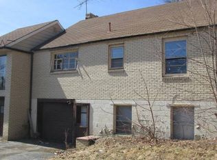 4331 Ellwood Rd, New Castle, PA 16101