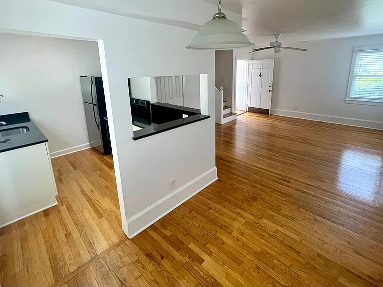 549 Wakefield Dr #A — Photo 3