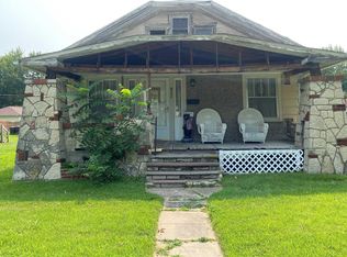 832 NE Michigan Ave, Topeka, KS 66616