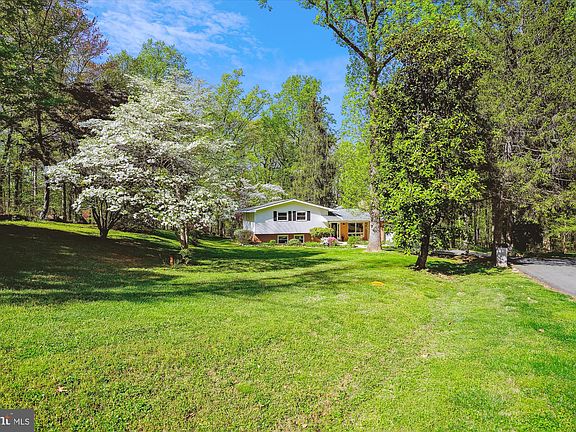 4th image of 5705 Annamarie Ct
