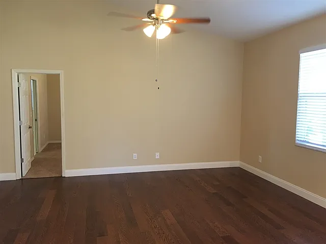 2828 Laurel Leaf Dr — Photo 8