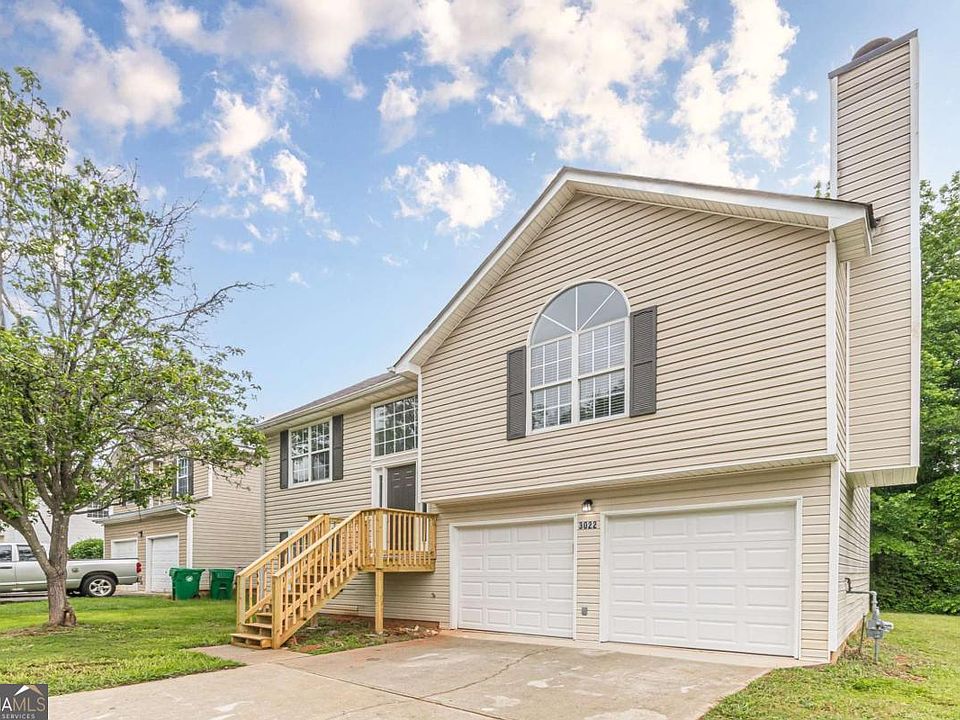 1st image of 3022 Stonebridge Creek Dr
