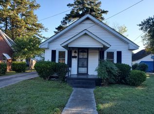 1302 Highland Ave, Elizabeth City, NC 27909