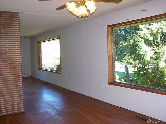 5th image of 33103 SE 42nd St