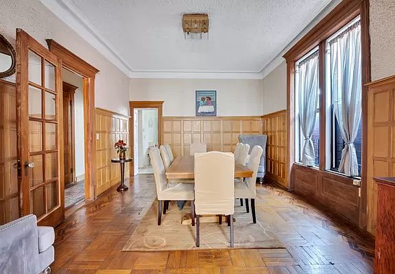 3rd image of 35 Mount Morris Park W APT 4D