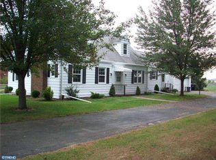 813 Lambs Rd, Mullica Hill, NJ 08062