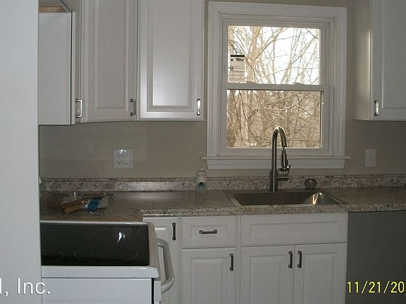 3rd image of 11ATLANTIC Ave 11 Atlantic Ave