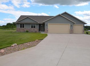 W8007 Prairie Meadows St, Holmen, WI 54636