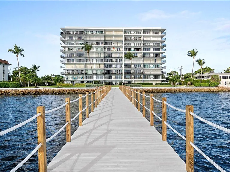 3040 Lake Shore Dr #101 — Photo 39