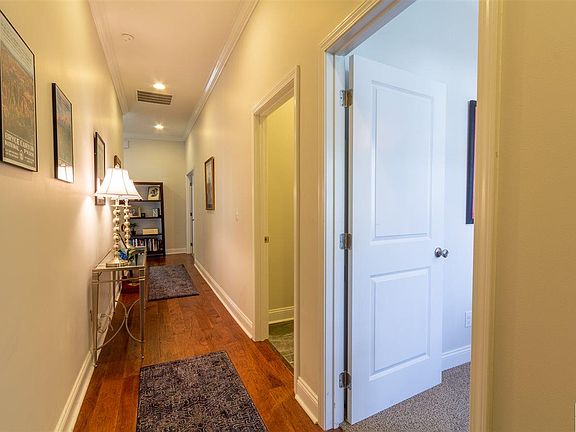 3rd image of 3264 Mallard Cir #N