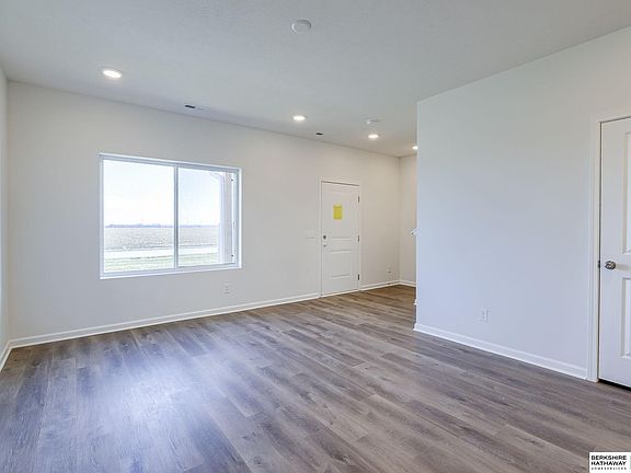 2134 Aaron Way, Fremont, NE 68025 | Zillow