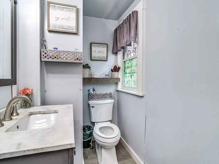 288 Main St #1 — Photo 11