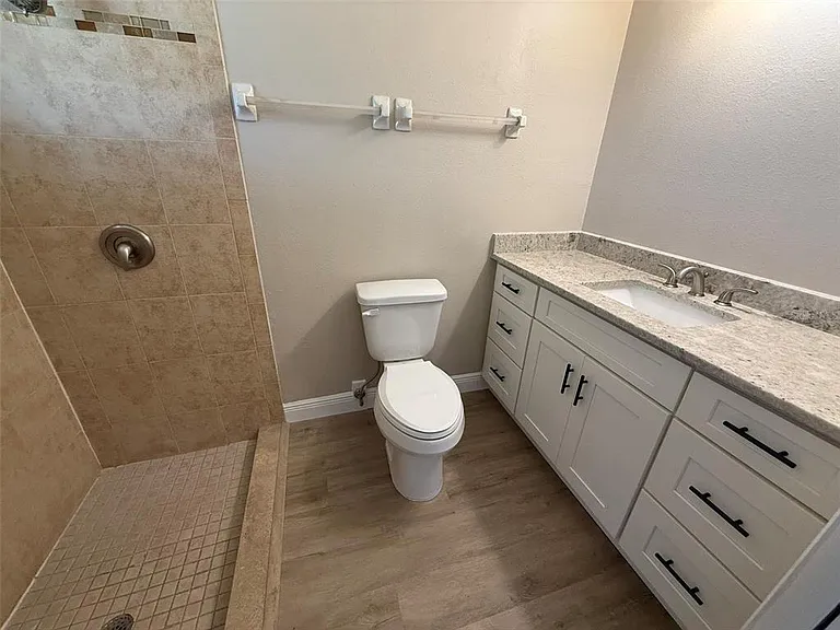 3111 Riverside Dr #A — Photo 11
