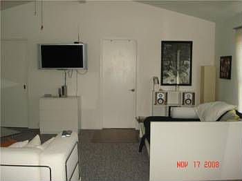 4th image of 1022 Nordica Dr