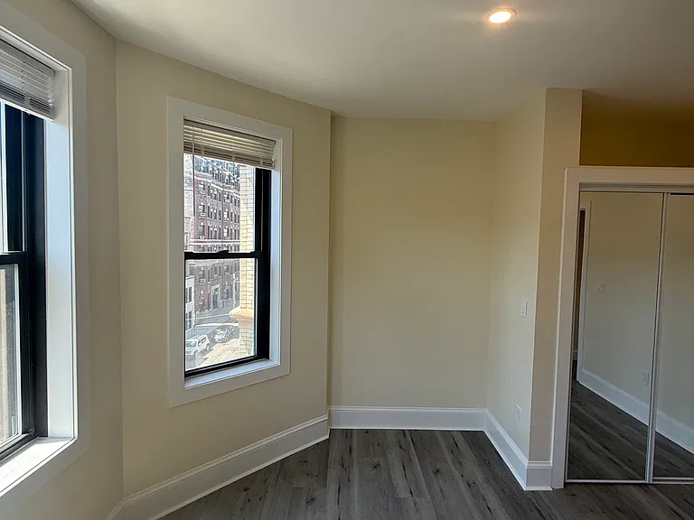 13 Haviland St #1 — Photo 10