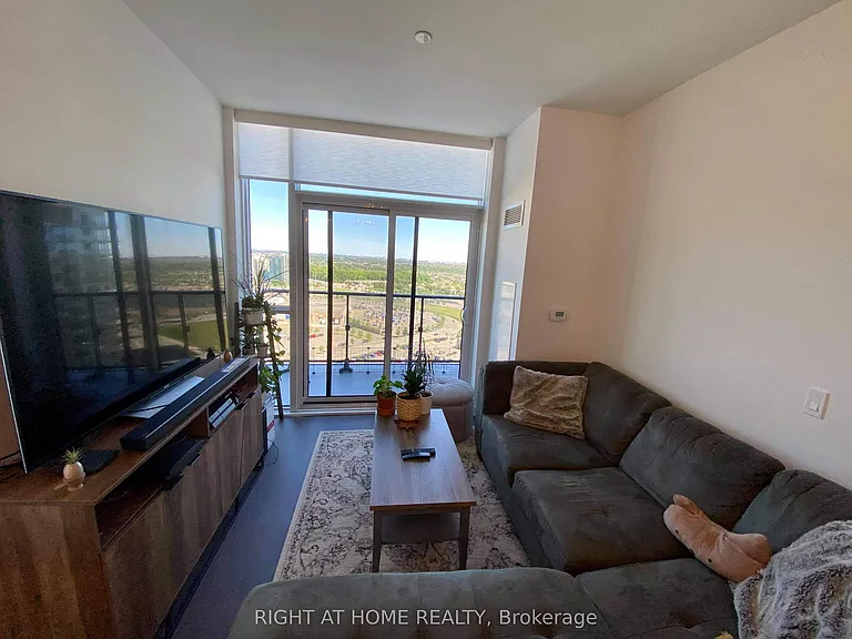 4699 Glen Erin Dr E — Photo 10