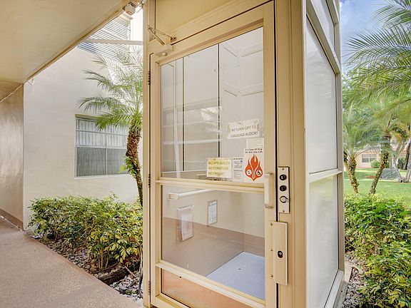 2nd image of 365 Burgundy Ave #H