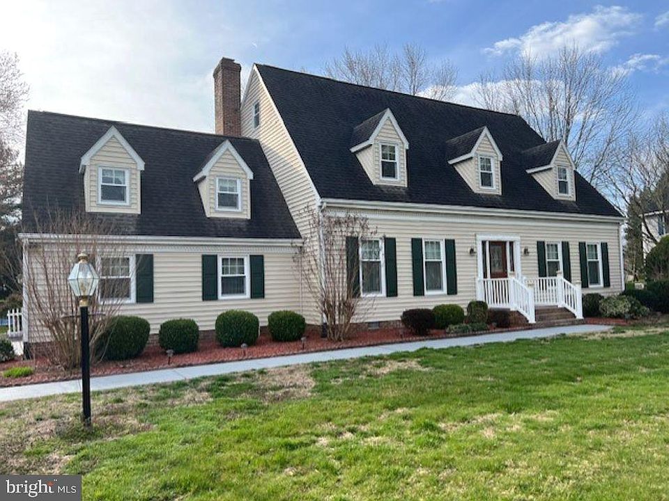 1st image of 5633 Clydesdale Dr