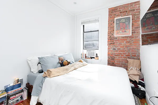 Rented by Platinum Properties | media 8