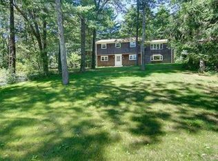 571 Marshall St, Holliston, MA 01746