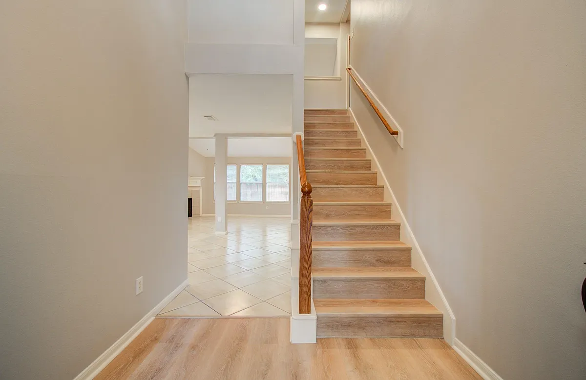 Building Photo - 14003 Cypress Falls Dr
