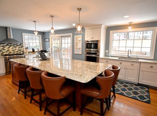 15 Whisconier Rd, Brookfield, CT 06804